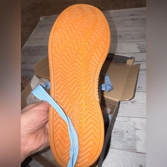 NIB Adidas Grand Court Alpha 00s - Picture 3 of 5